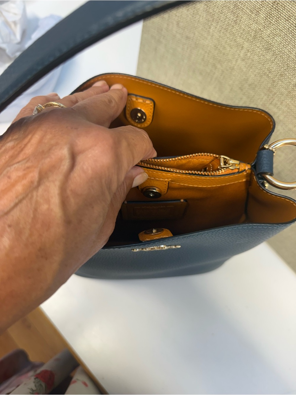 Coach Teal Pebbled Leather Hobo Shoulder Bag with Gold Hardware - Picture 5 of 10